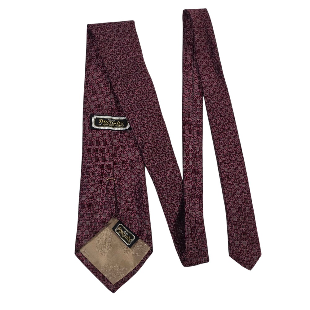 Britches Of Georgetowne Mens Necktie Pink Green Geometric Pattern 100% Silk